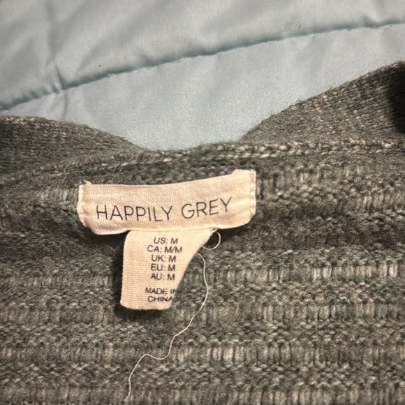 Olive Green Cropped Cardigan - Picture 2 of 5